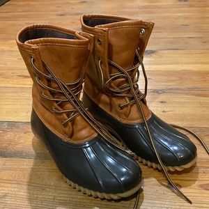 The Original Duck Boot - Ariana